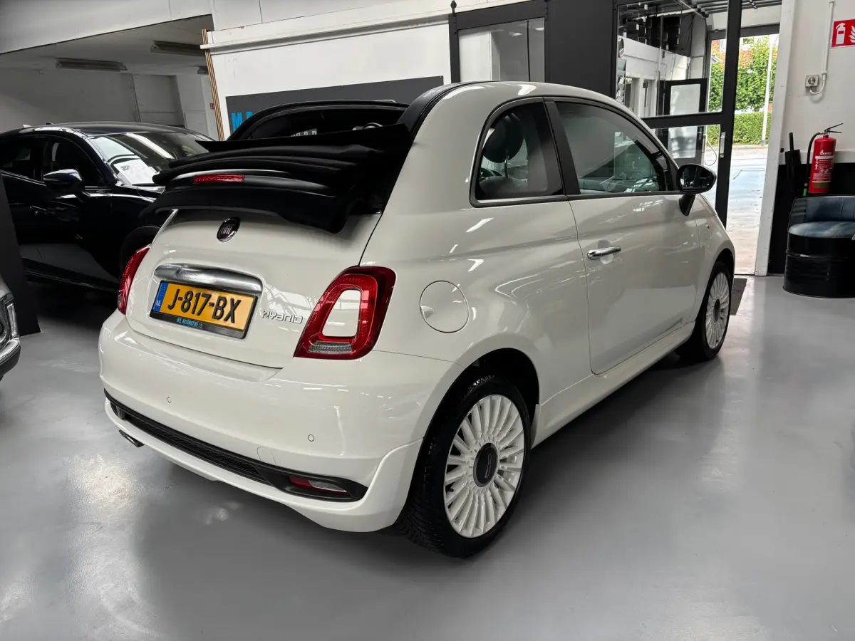 500C 1.0 Hybrid Rockstar / Carplay