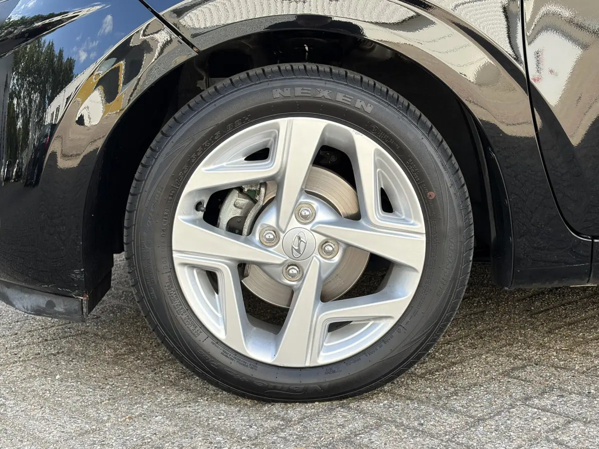 i10 1.0 Comfort 5-zits | Lichtmetaal | Elektrische ramen | CV | Parkeer sensoren |