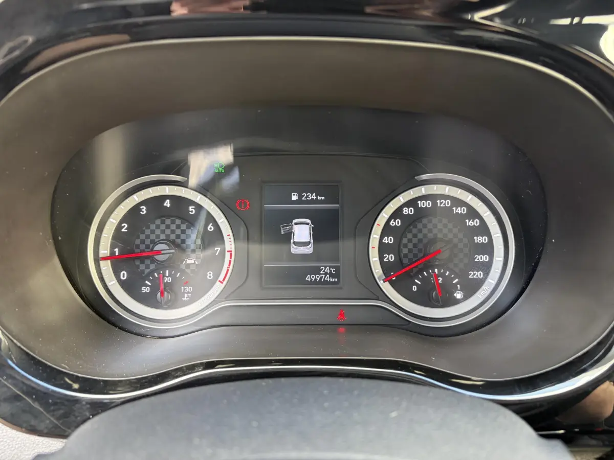 i10 1.0 Comfort 5-zits | Lichtmetaal | Elektrische ramen | CV | Parkeer sensoren |