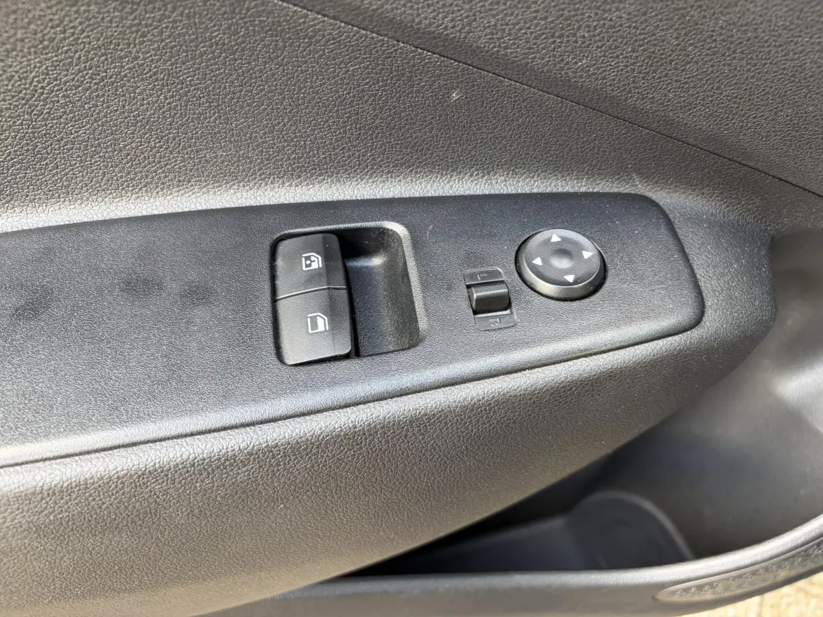 i10 1.0 Comfort 5-zits | Lichtmetaal | Elektrische ramen | CV | Parkeer sensoren |