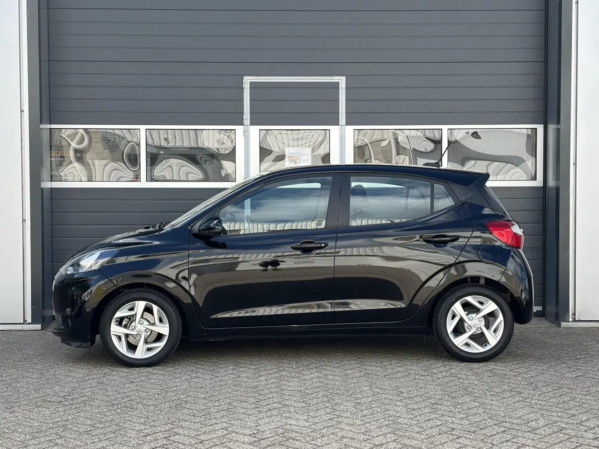 i10 1.0 Comfort 5-zits | Lichtmetaal | Elektrische ramen | CV | Parkeer sensoren |