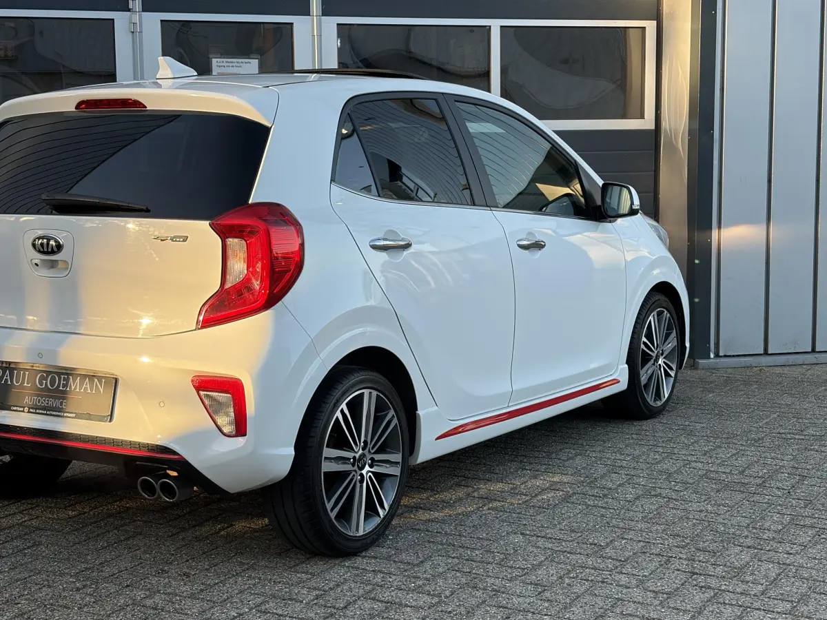 Picanto 1.2 CVVT GT Line | Pano | Camera | Sensoren | Climate | Lichtmetaal |