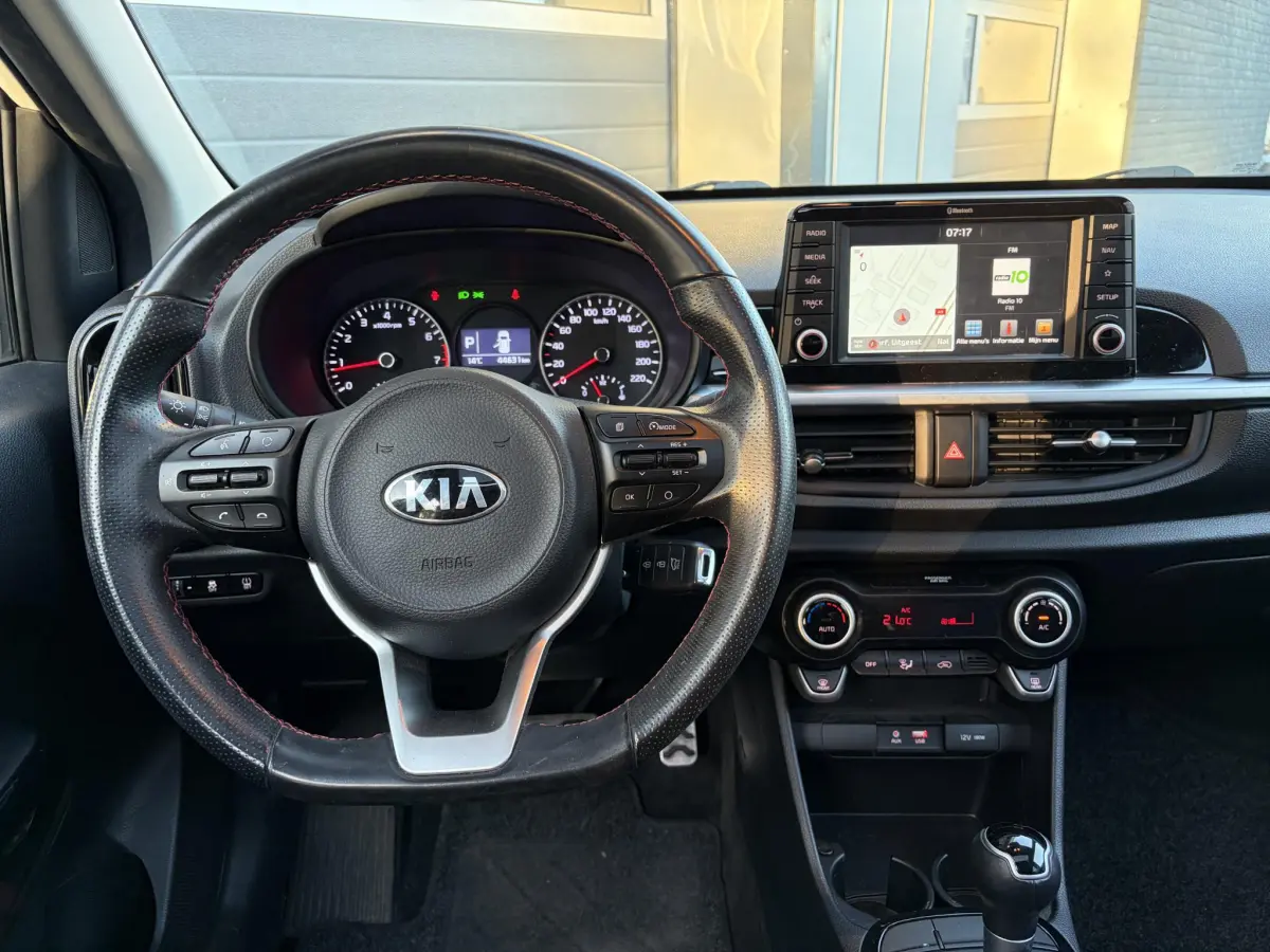 Picanto 1.2 CVVT GT Line | Pano | Camera | Sensoren | Climate | Lichtmetaal |