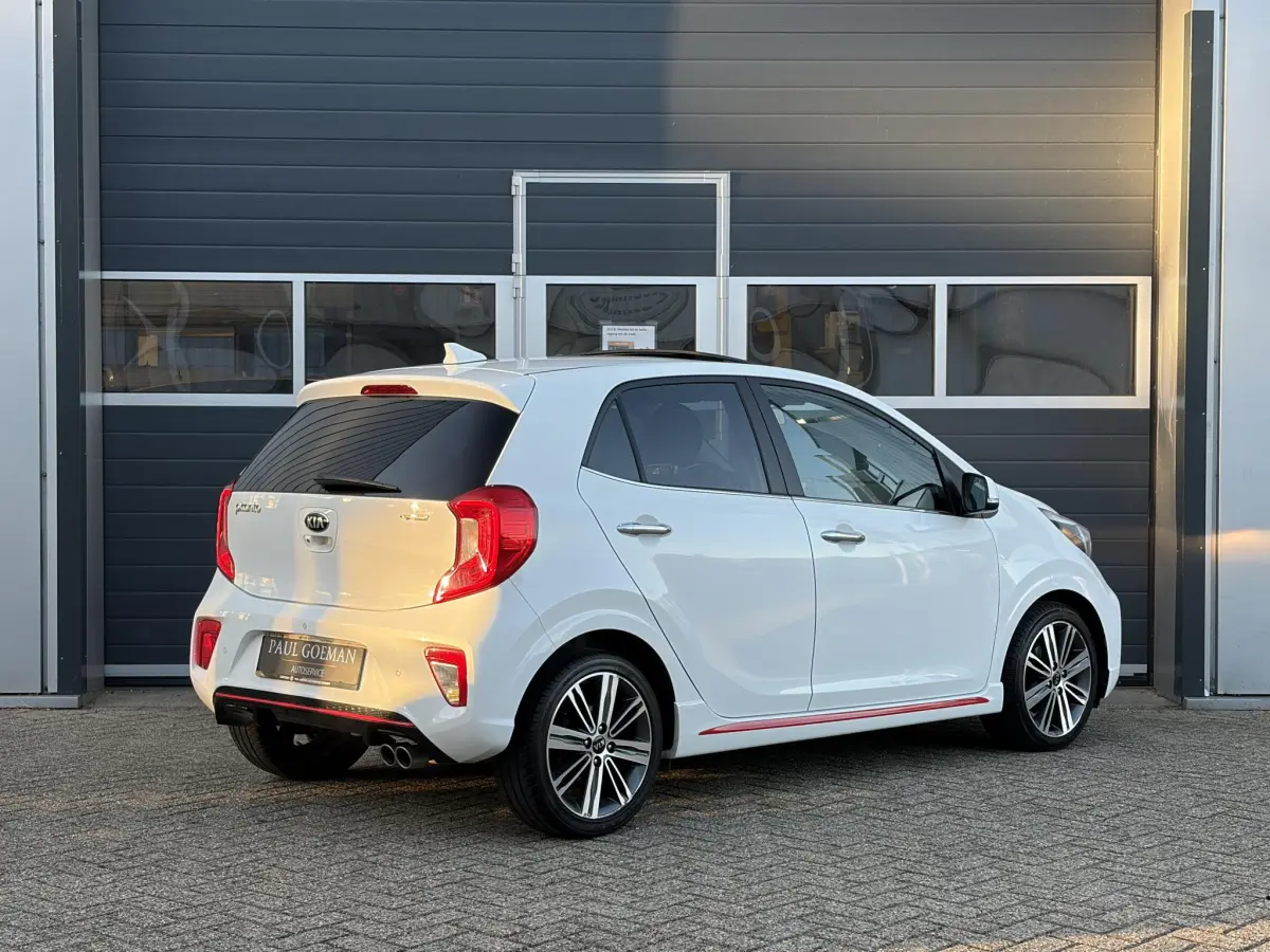 Picanto 1.2 CVVT GT Line | Pano | Camera | Sensoren | Climate | Lichtmetaal |