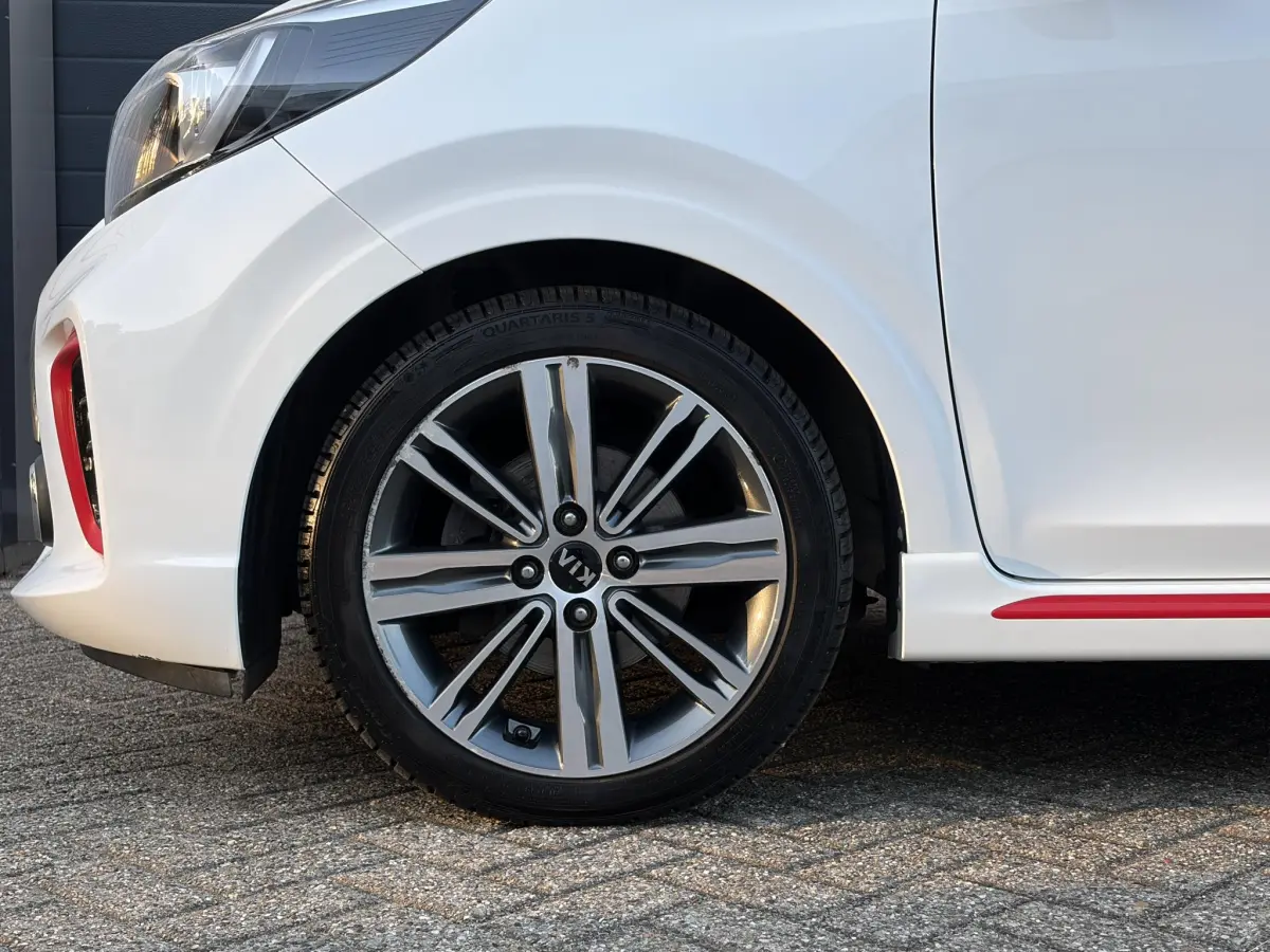 Picanto 1.2 CVVT GT Line | Pano | Camera | Sensoren | Climate | Lichtmetaal |