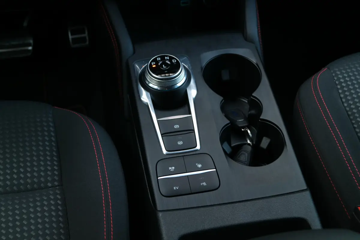 Kuga 2.5 PHEV ST-Line | Camera | Trekhaak | Goed onderhouden! |