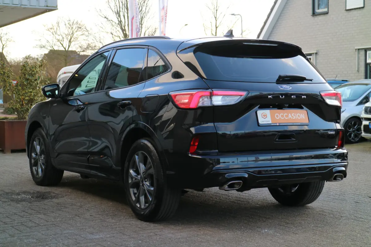 Kuga 2.5 PHEV ST-Line | Camera | Trekhaak | Goed onderhouden! |