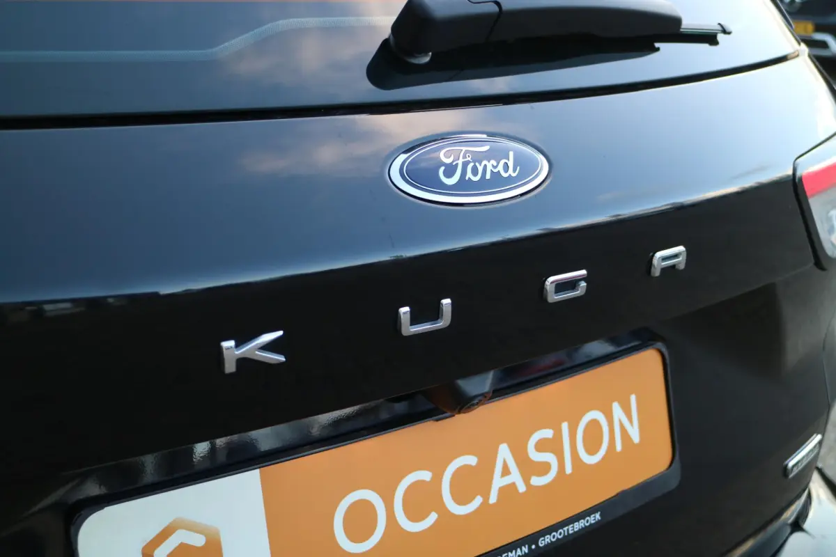 Kuga 2.5 PHEV ST-Line | Camera | Trekhaak | Goed onderhouden! |