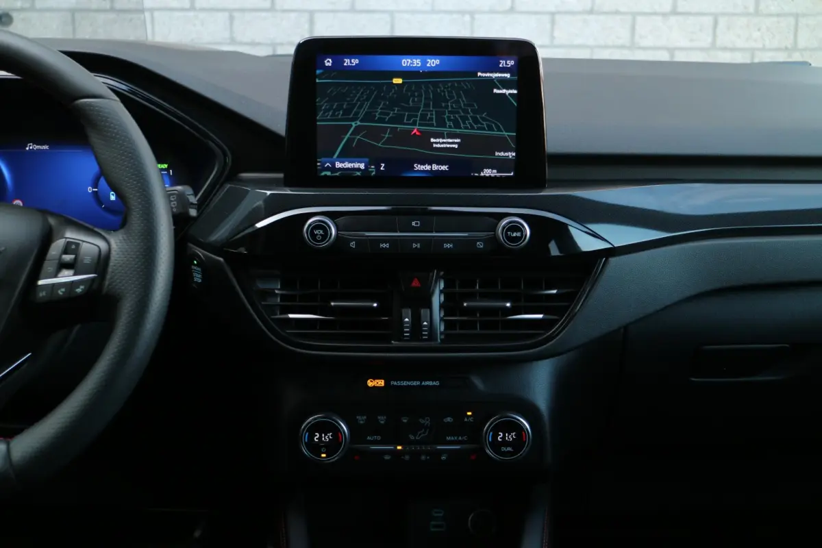Kuga 2.5 PHEV ST-Line | Camera | Trekhaak | Goed onderhouden! |
