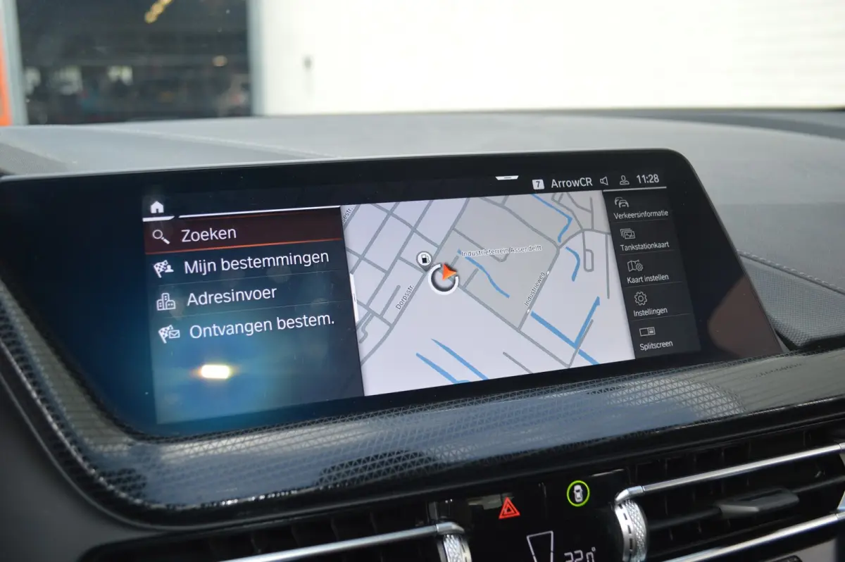 1 Serie 118i Automaat / BOVAG RIJKLAARPRIJS