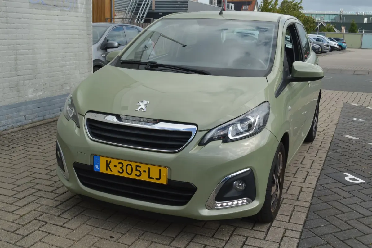 108 1.0 e-VTi Allure / BOVAG RIJKLAARPRIJS