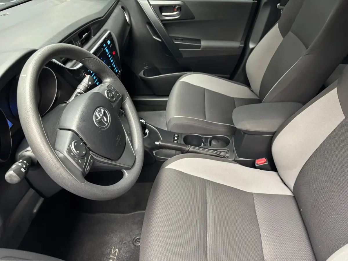 Auris 1.8 Hybrid Now
