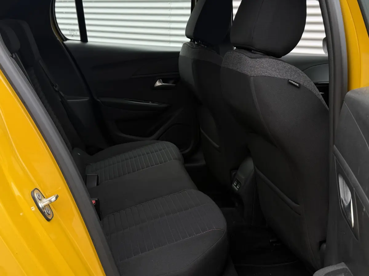 e-208 EV Active 50 kWh I Carplay I Navi I SOH 100%