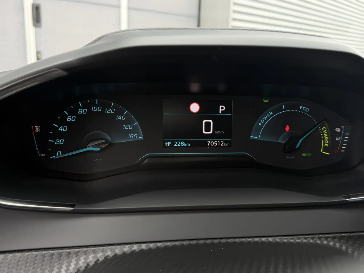 e-208 EV Active 50 kWh I Carplay I Navi I SOH 100%
