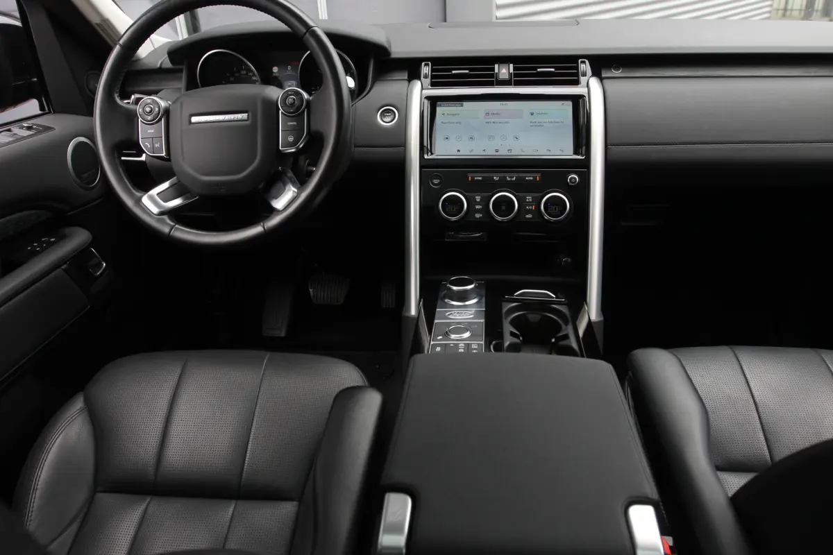 Discovery 2.0 Td4 HSE Luxury Aut. I 7 Pers. I Pano.dak I Leder I Carplay