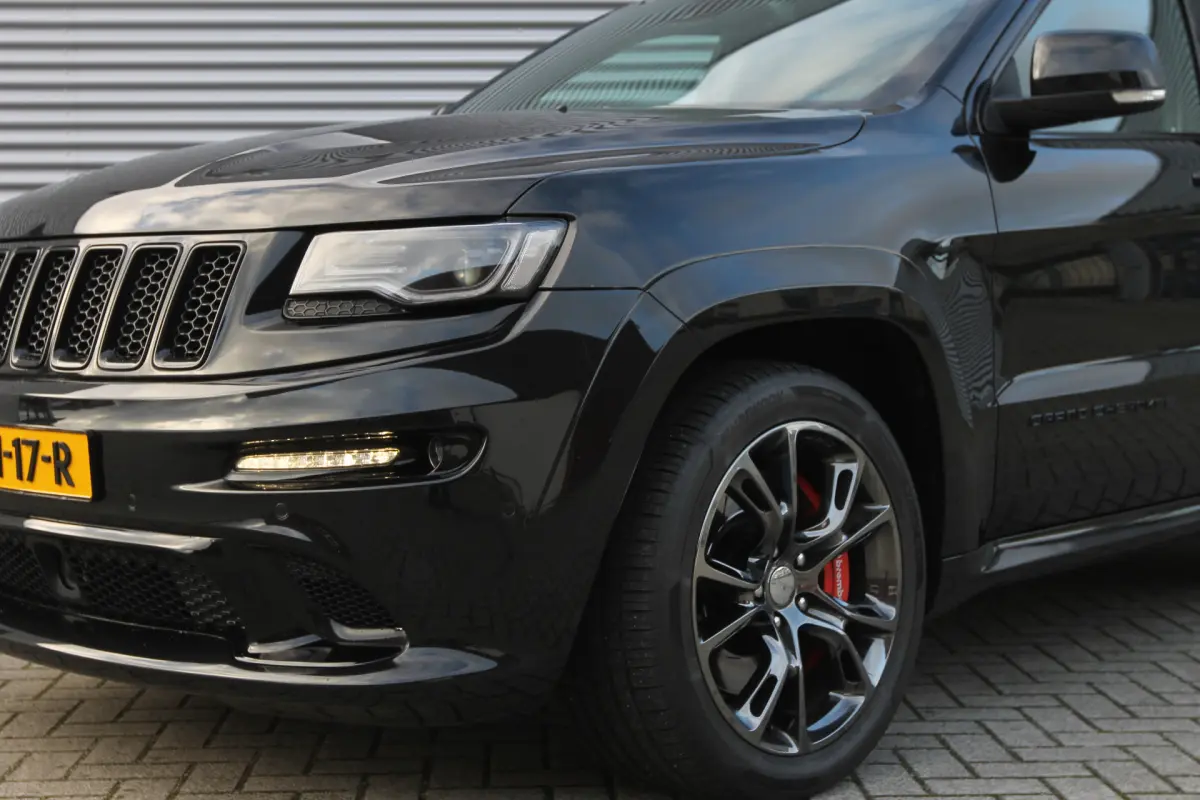 Grand Cherokee 6.4 V8 SRT8 I Aut. I 468 PK I Grijs Kenteken