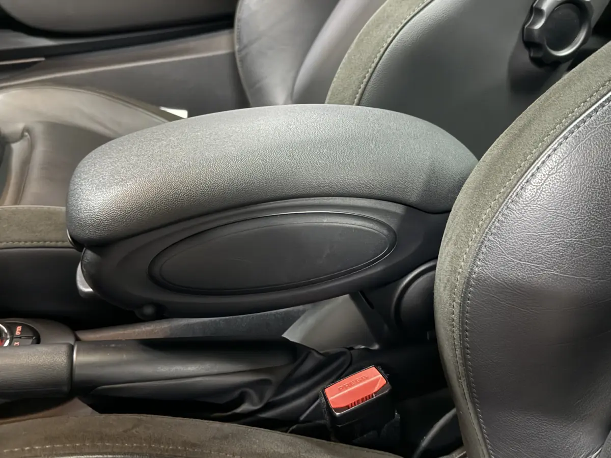 3-Deurs 2.0 Cooper S JCW // Panodak // Camera // Carplay