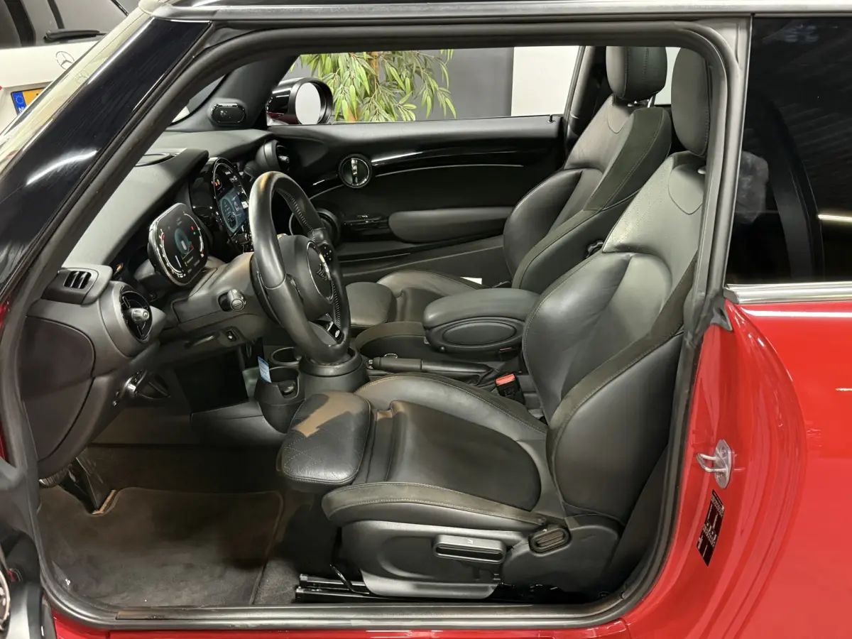3-Deurs 2.0 Cooper S JCW // Panodak // Camera // Carplay