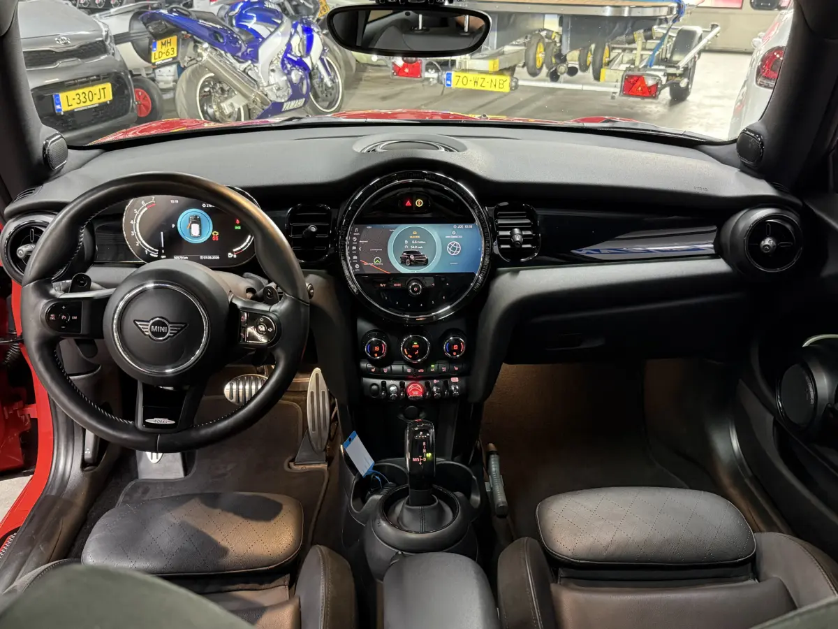 3-Deurs 2.0 Cooper S JCW // Panodak // Camera // Carplay