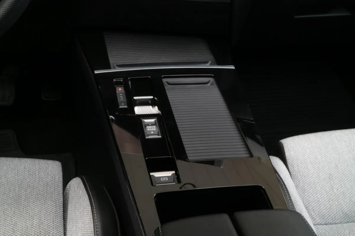 Astra 1.6 Turbo Plug In Hybrid Ultimate | AGR Stoelen! | Camera | Compleet! |
