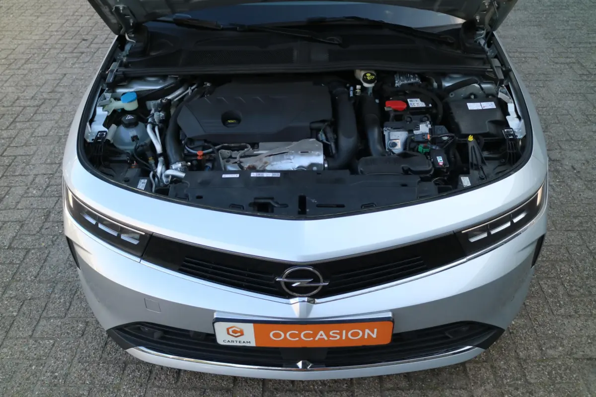 Astra 1.6 Turbo Plug In Hybrid Ultimate | AGR Stoelen! | Camera | Compleet! |