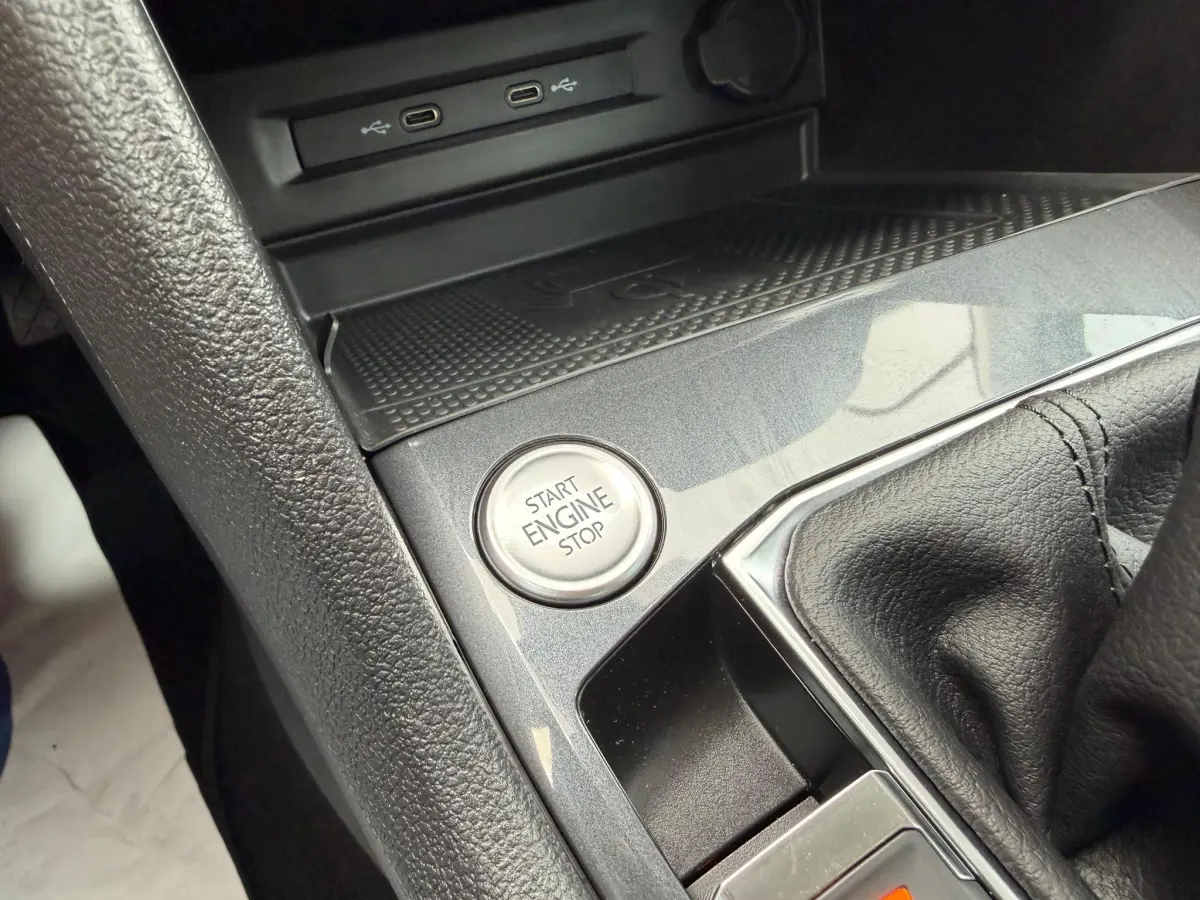 Tiguan 1.5 TSI BOVAG GARANTIE CARPLAY/ACC/NAVI/MATRIX