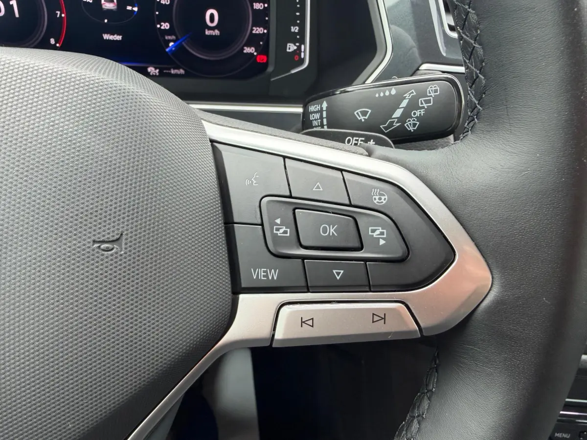 Tiguan 1.5 TSI BOVAG GARANTIE CARPLAY/ACC/NAVI/MATRIX