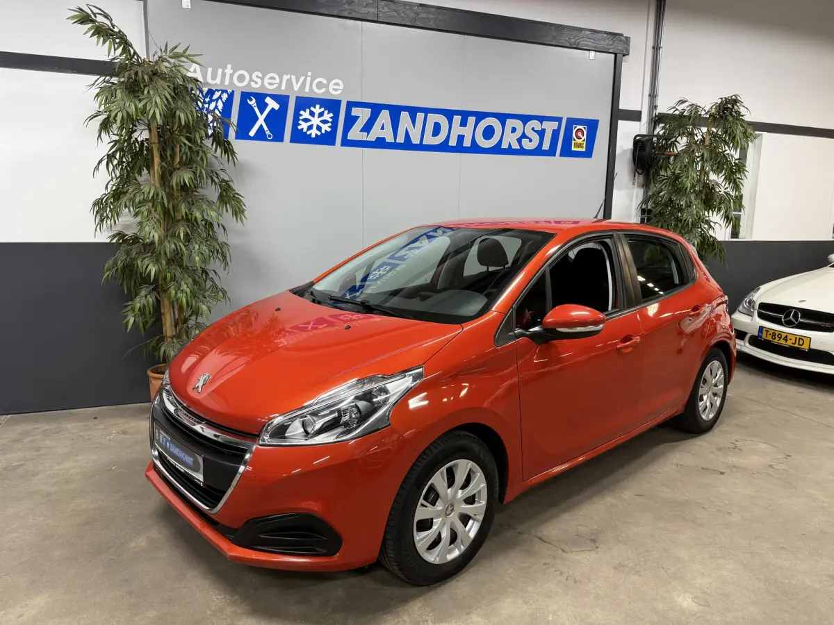 208 1.2 PureTech Active // Airco // Cruise