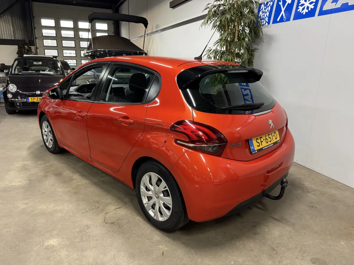 208 1.2 PureTech Active // Airco // Cruise