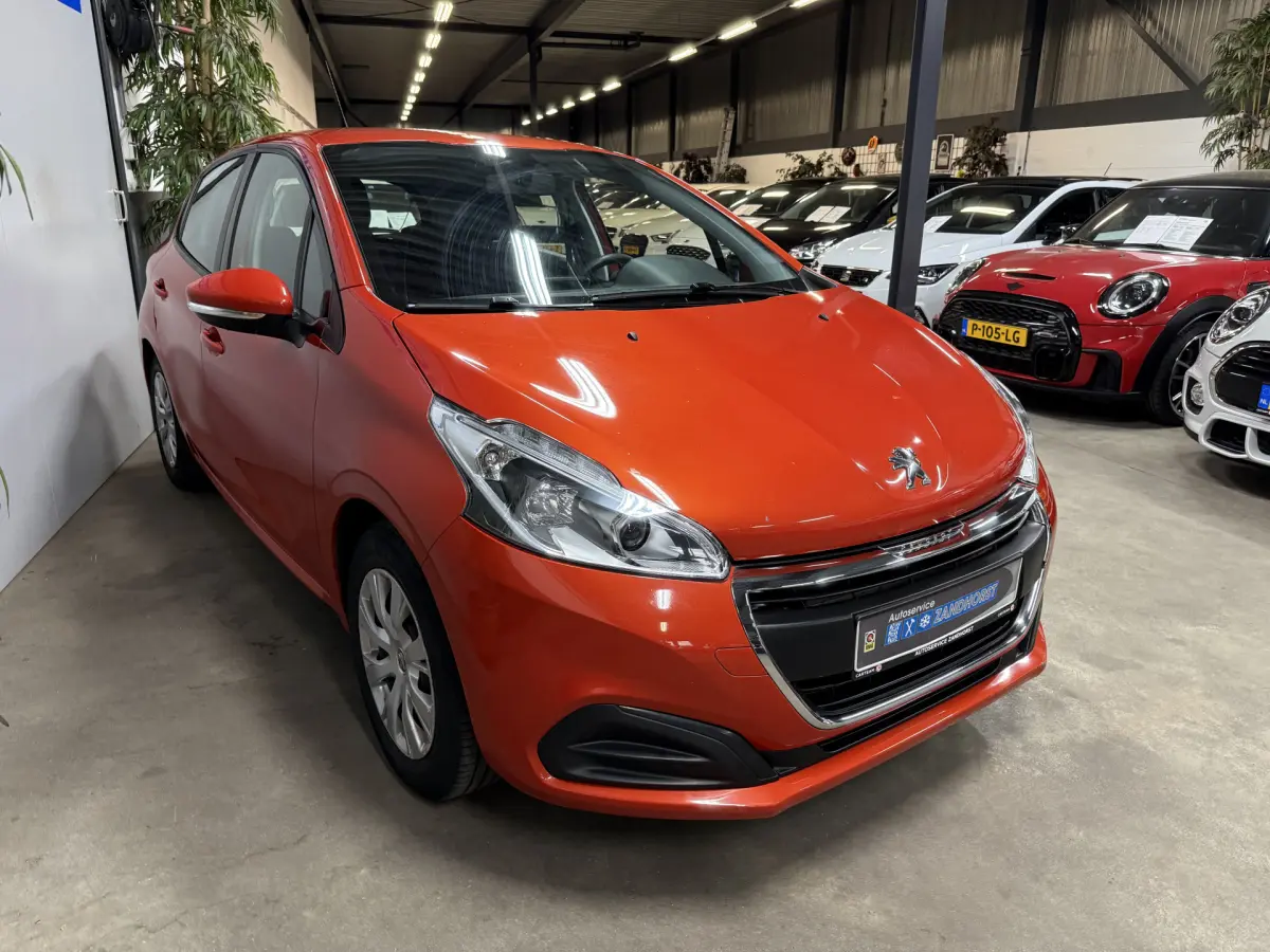 208 1.2 PureTech Active // Airco // Cruise