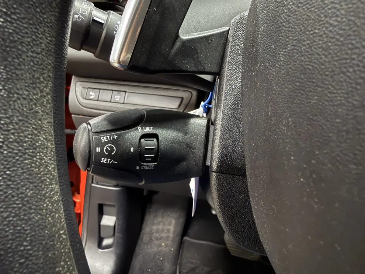 208 1.2 PureTech Active // Airco // Cruise