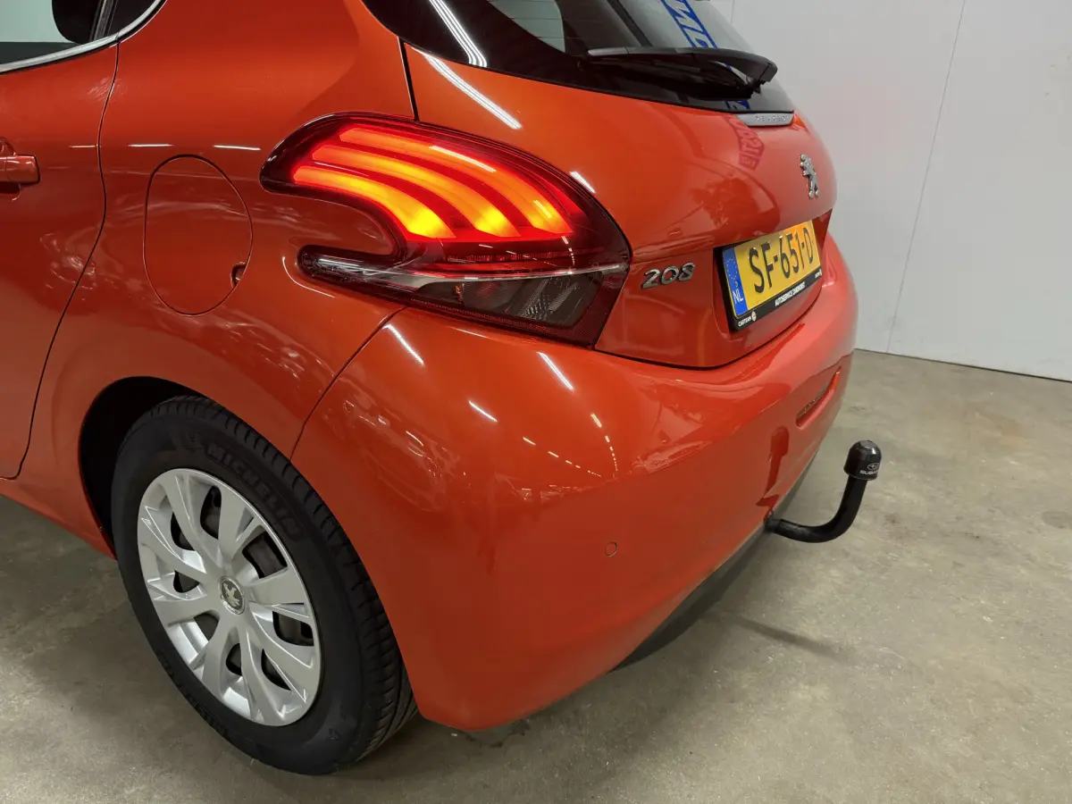 208 1.2 PureTech Active // Airco // Cruise