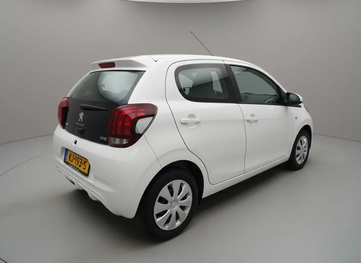 108 1.0 e-VTi Active, Airco, bluetooth audio