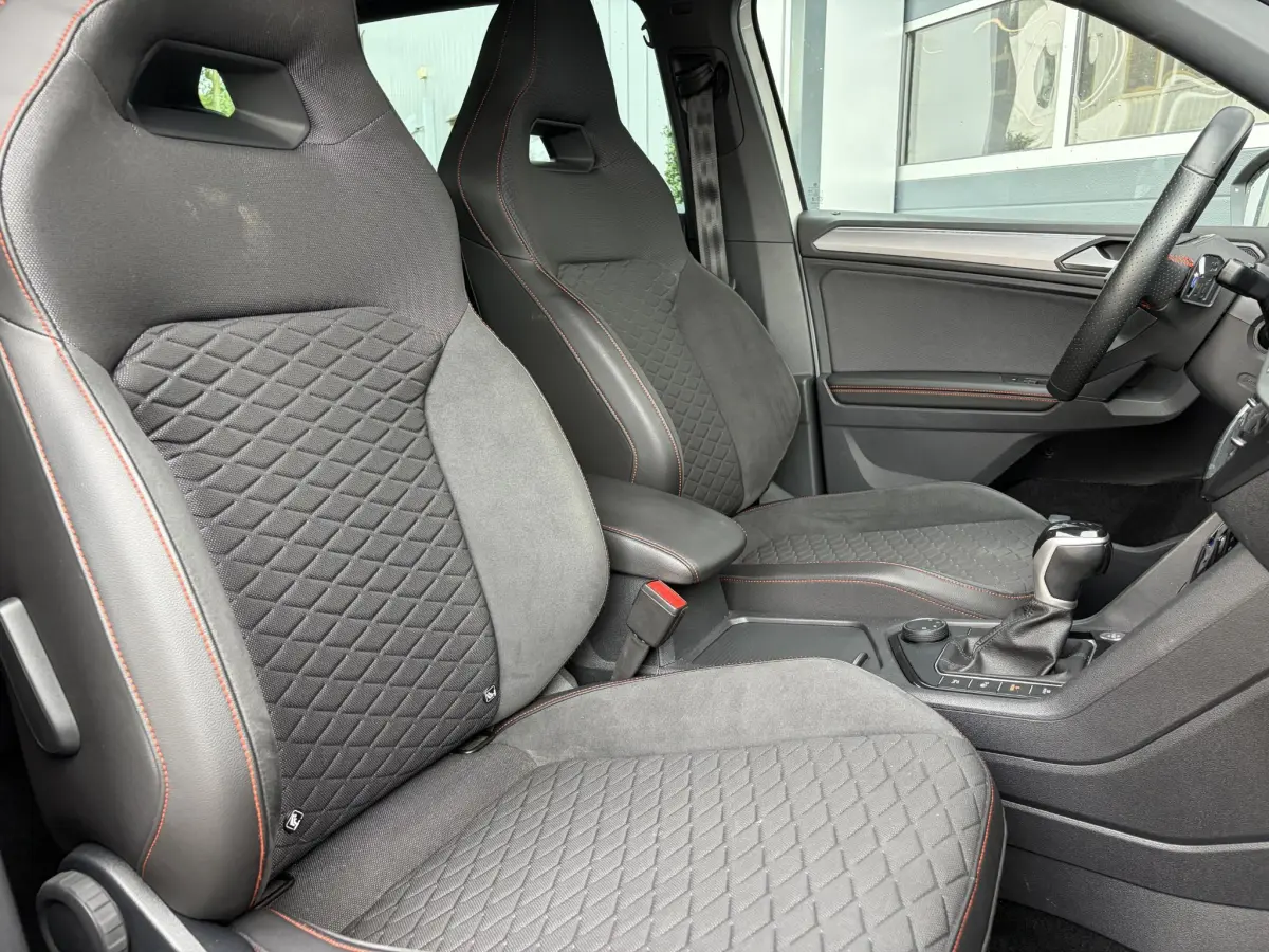Tarraco 1.4 TSI e-Hybrid PHEV FR Business | LED | Keyless | Elektrische klep | Virtual | 20 Inch | Camera |