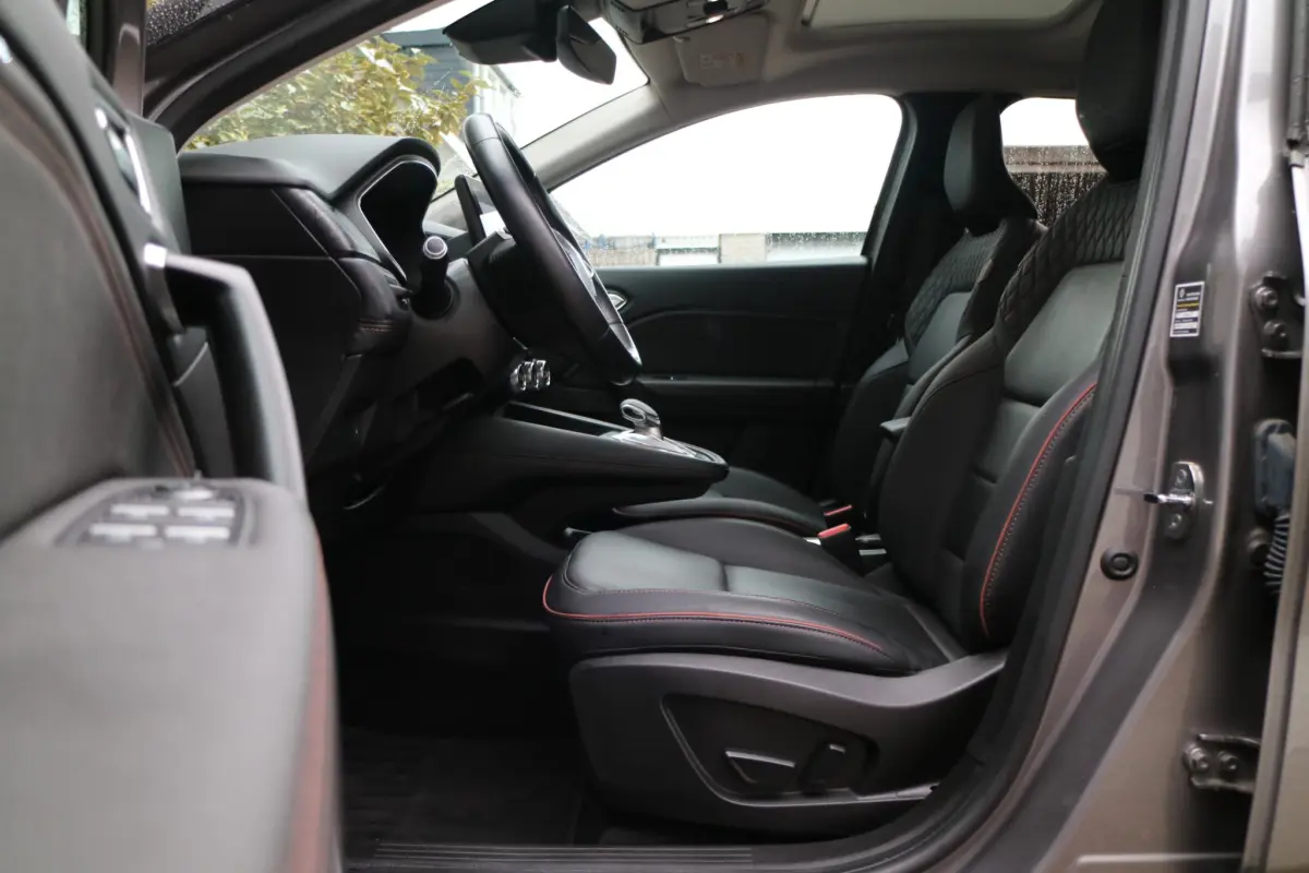 Captur 1.6 E-Tech Plug-in Hybrid 160 Initiale Paris | Full Optie! |
