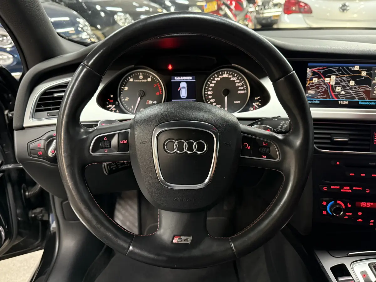 S4 Avant 3.0 TFSI S4 quattro Pro Line // Panodak // Leer // Trekhaak