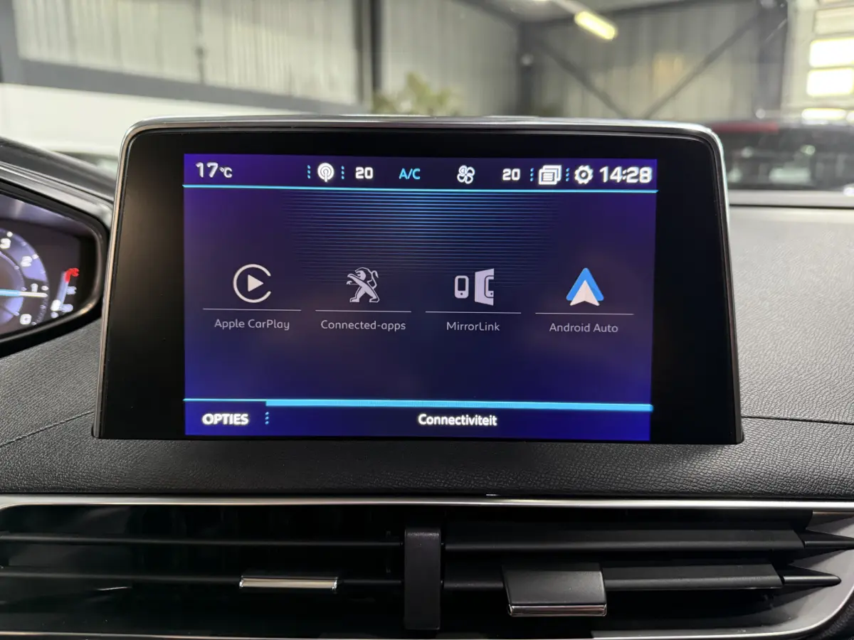 3008 1.6 PureTech Allure // Auto. // Half leer // carplay // 19 inch
