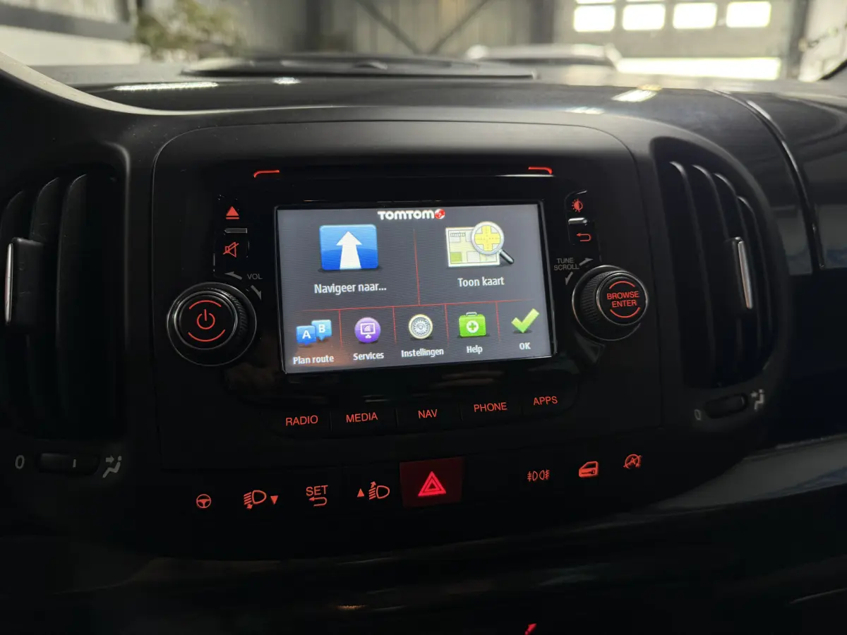 500L 0.9 TwinAir Trekking // Cruise // Navi // LM Velgen