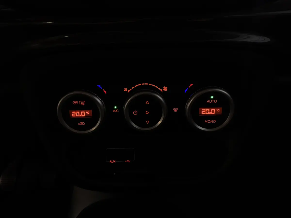 500L 0.9 TwinAir Trekking // Cruise // Navi // LM Velgen