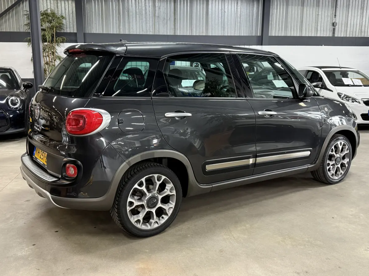 500L 0.9 TwinAir Trekking // Cruise // Navi // LM Velgen