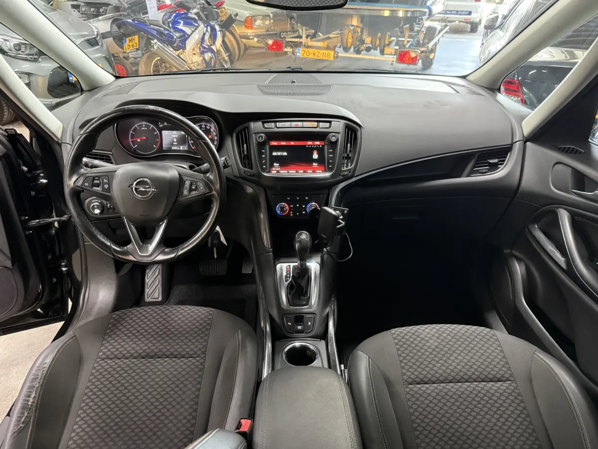 Zafira 1.4 Turbo Innovation 7p. //Autom // Ecc // Trekhaak