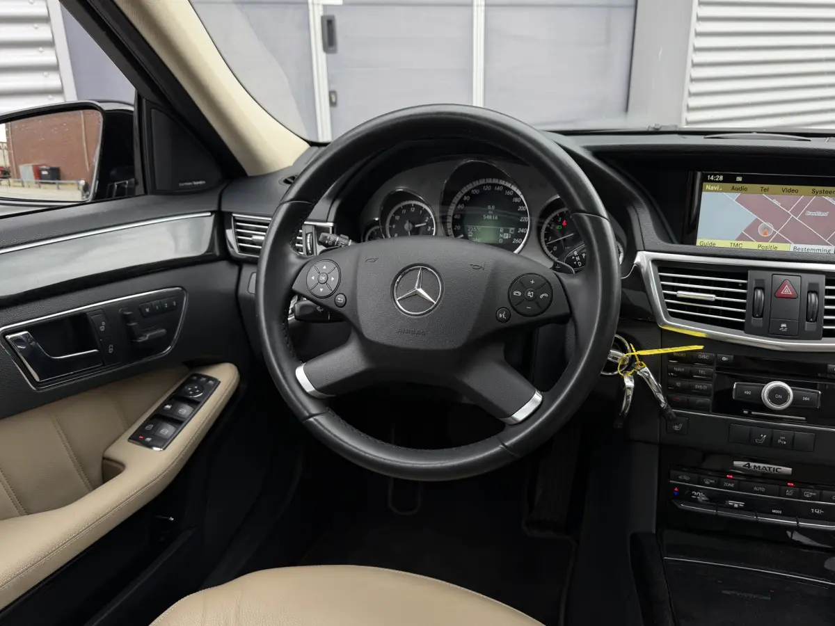 E-Klasse 350 CGI Avantgarde 4-Matic I Aut. I ACC I Leder I Pano.dak I 54000 km