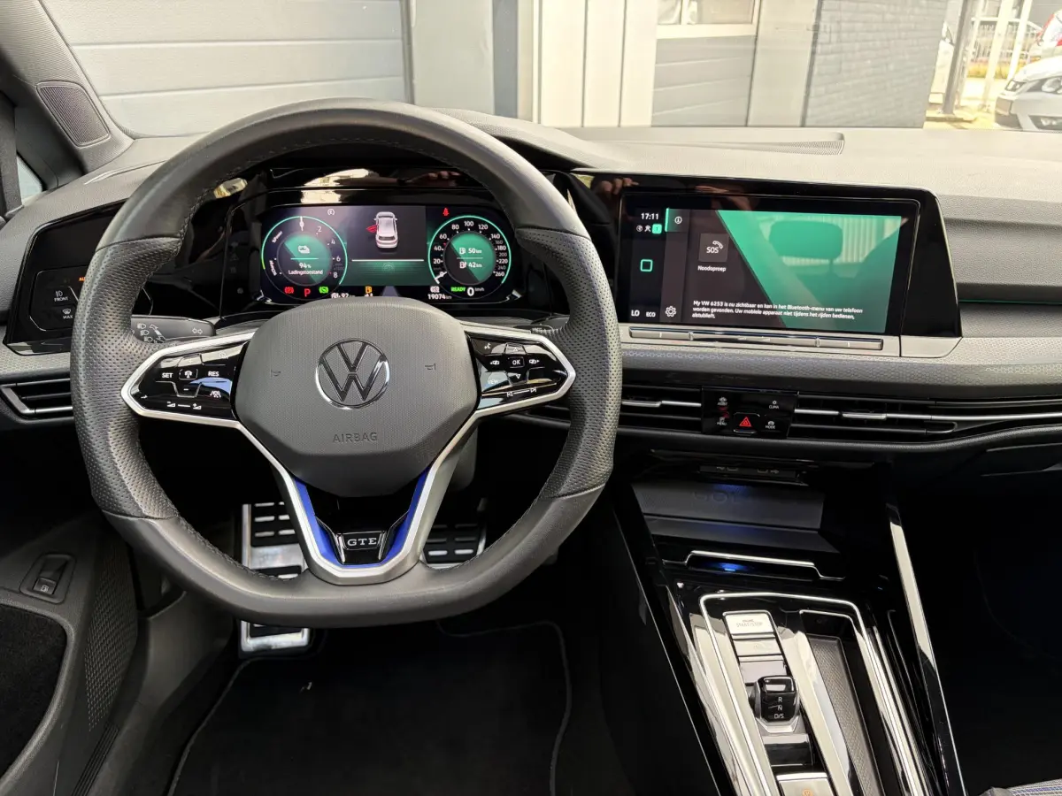 Golf 1.4 eHybrid GTE | Pano | Camera | Keyless | Sensoren | LED |