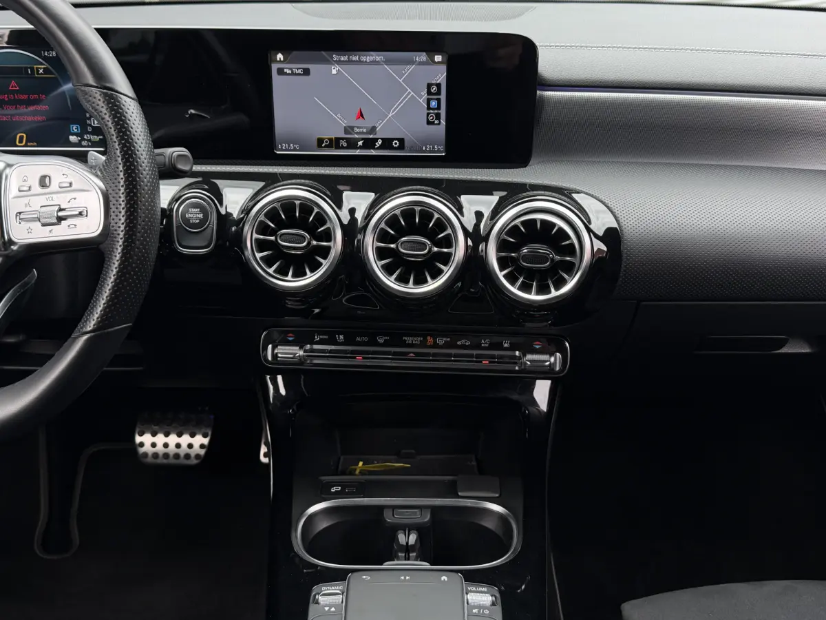 CLA Shooting Brake 250 e AMG Line I Aut. I PHEV I Navi I Carplay