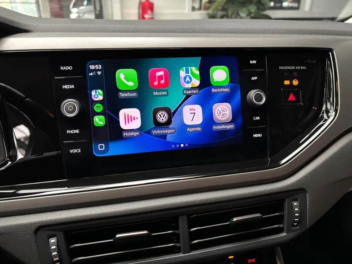 Polo 1.0 TSI Highline Business R / Carplay