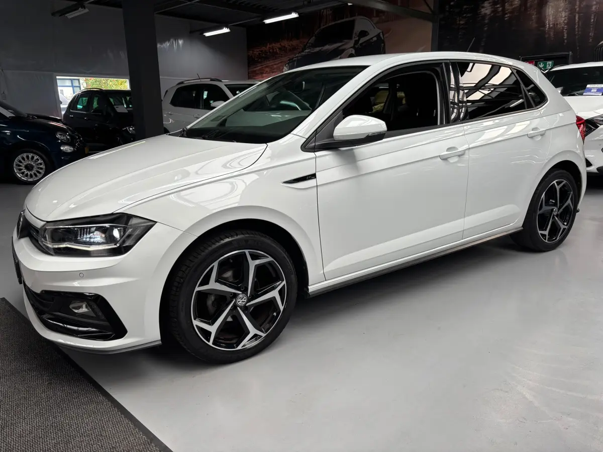 Polo 1.0 TSI Highline Business R / Carplay