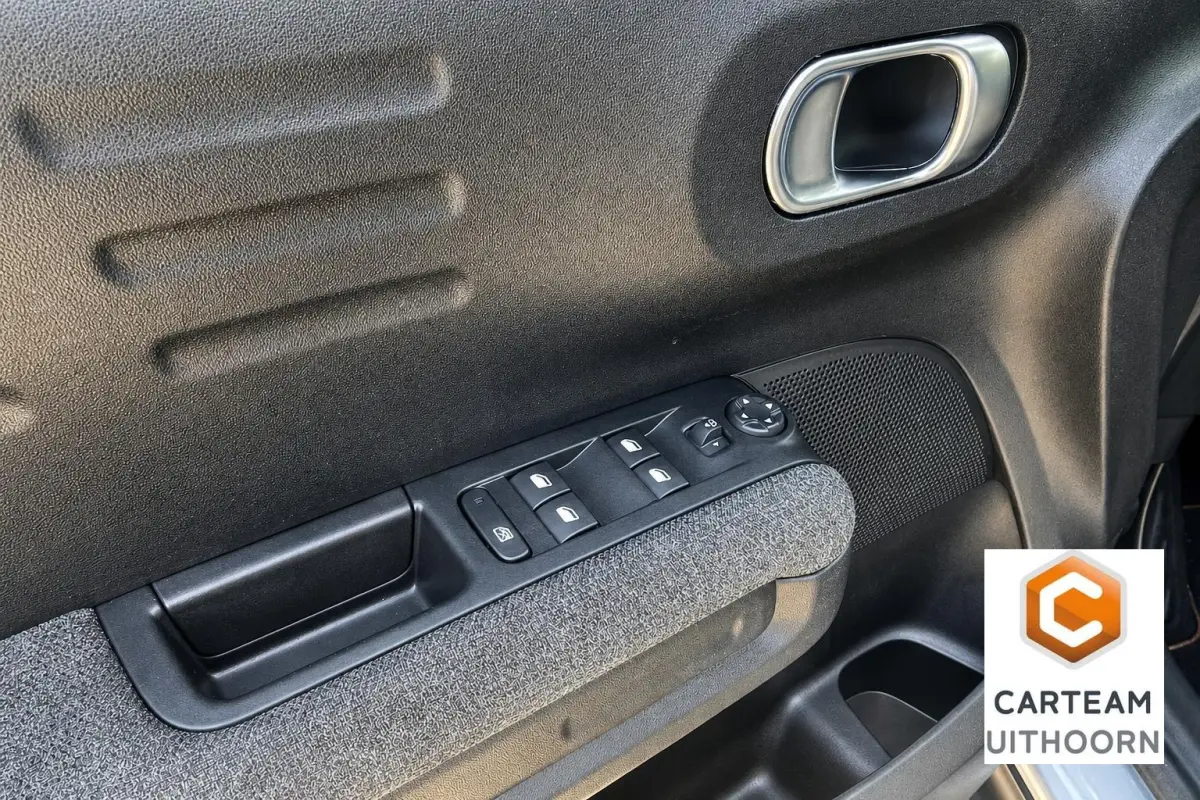 C3 Aircross 1.2 PureTech S&S Shine, PANORAMADAK, NAVIGATIE, DEALER ONDERHOUDEN
