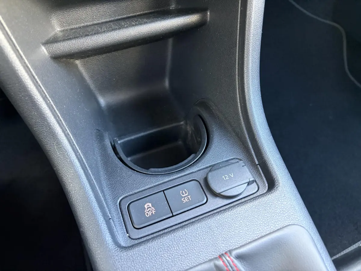 Mii 1.0 FR Connect | Seat sound | Parkeer sensoren | Airco | CV |