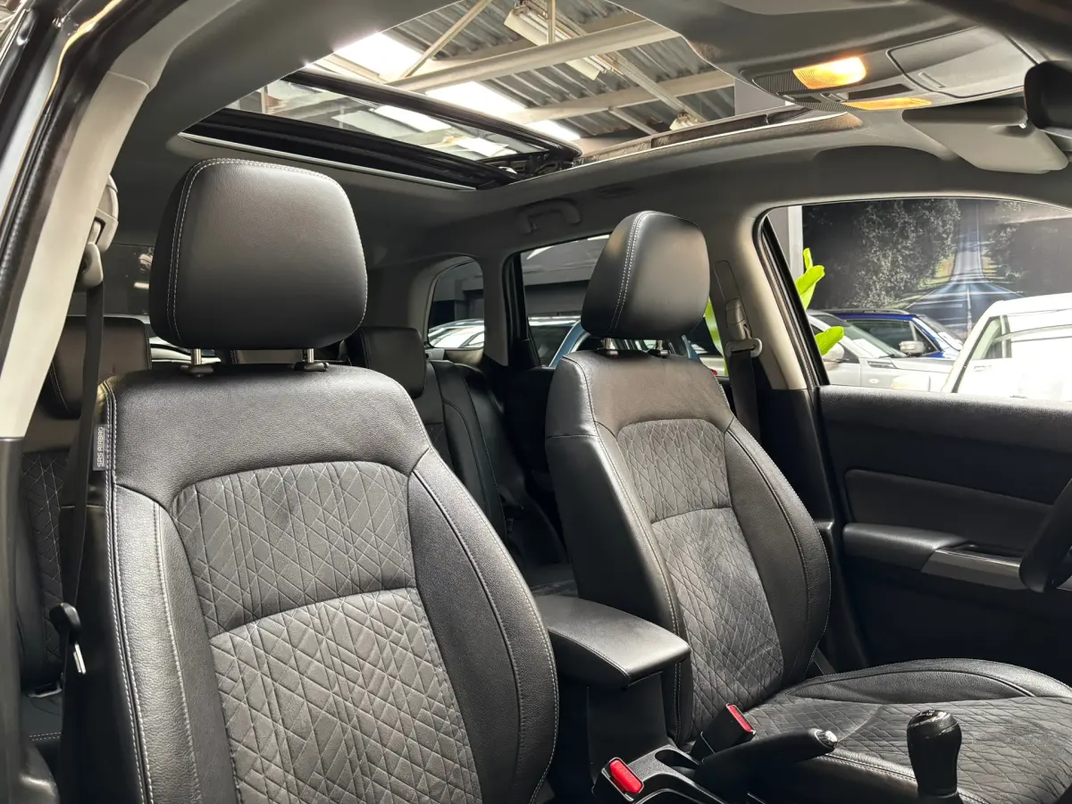 Vitara 1.0 Boosterjet Stijl / Camera / Panorama Dak