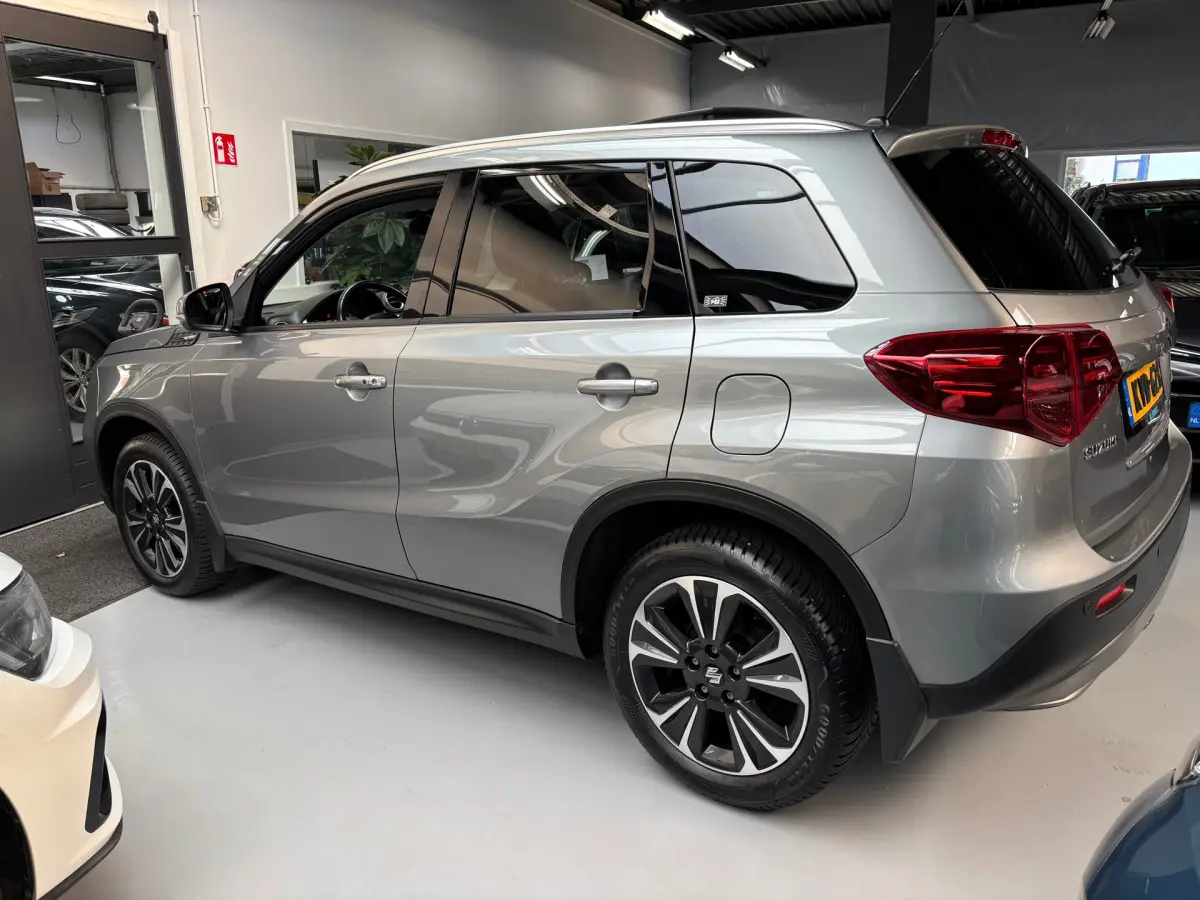 Vitara 1.0 Boosterjet Stijl / Camera / Panorama Dak
